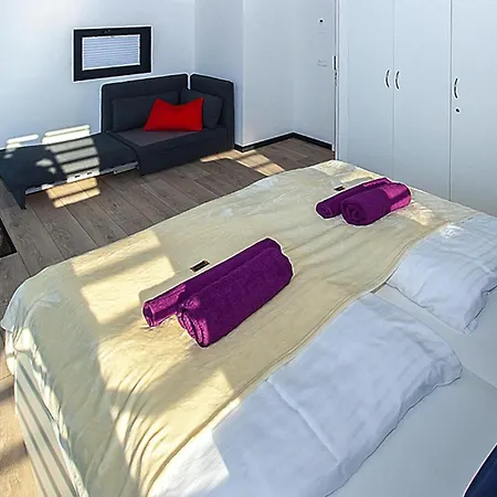 House In Damgarten For 3 Person, Cleaning Included *